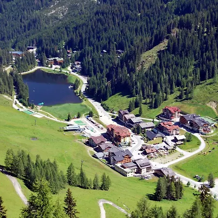 Hotel Alpenhof Superior 4*