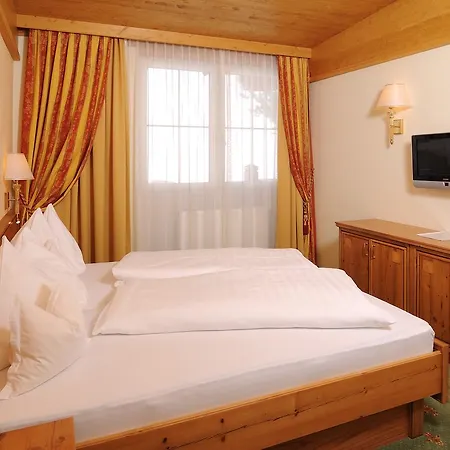 Отель Alpenhof Superior 4*