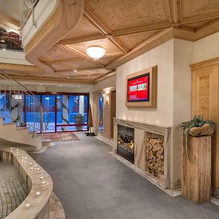 Hotel Alpenhof Superior 4*