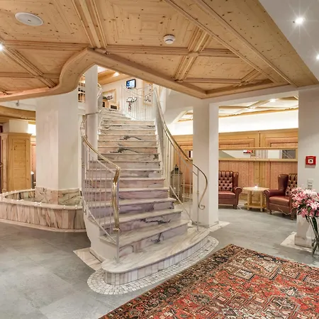 Hotell Alpenhof Superior 4*