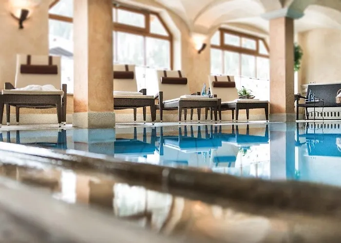 Hotel Alpenhof Superior 4*