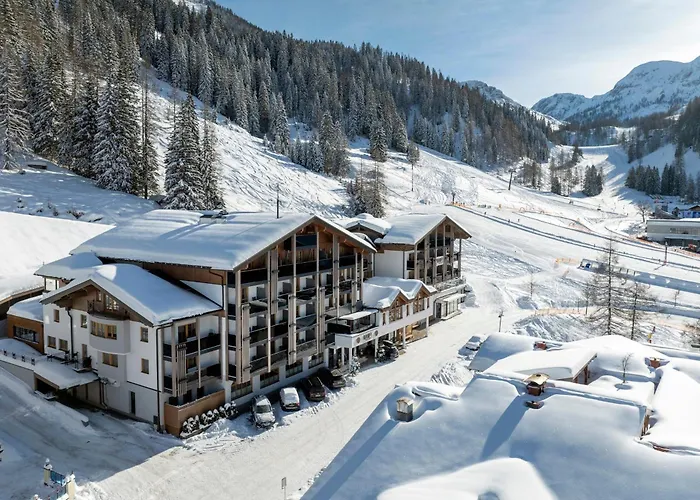 Alpenhof Superior Hotel 4*
